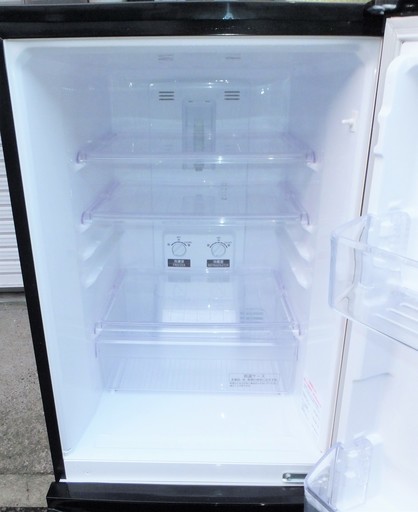 ☆三菱 MITSUBISHI MR-P15W 146L 2ドアノンフロン冷凍冷蔵庫◇先進的な