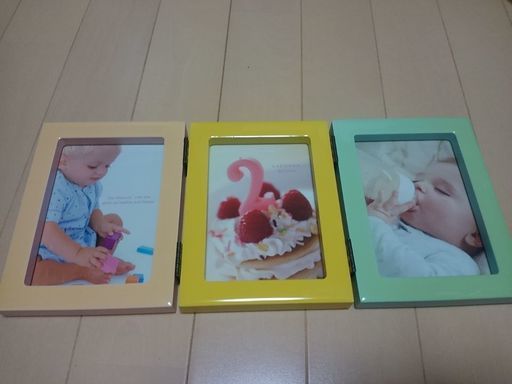 未使用品　写真たて3面