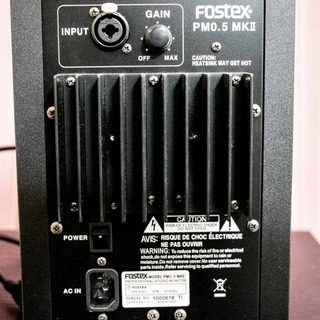 美品☆不具合無!! アンプ不要アクティブモニタースピーカー FOSTEX PM0.5 mkⅡ箱&インシュレーター付