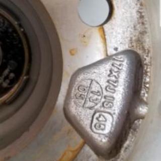 アルミホイール付きタイヤ4本セット。