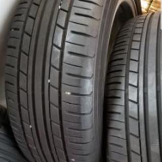 アルミホイール付きタイヤ4本セット。