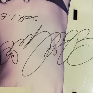 蛯原友里直筆サイン入り等身大パネル