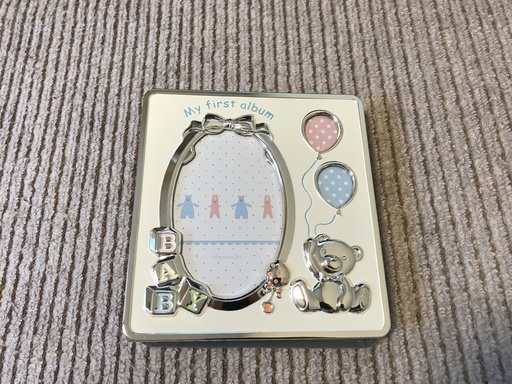 未使用 ベビーフォトフレームアフタヌーンティー リビング マサ 稲積公園のアルバムの中古あげます 譲ります ジモティーで不用品の処分