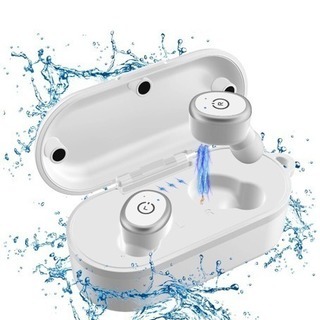 新品 Bluetooth両耳イヤホン唯一のIP68基準防水充電ケース