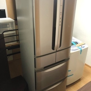 無料で差し上げます。430Ｌ大型冷蔵庫。