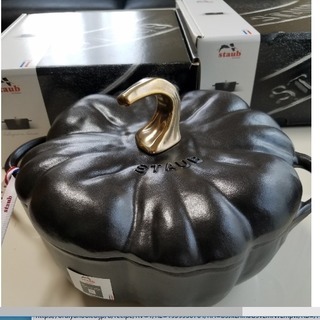 staub 鍋　かぼちゃ黒　新品未使用