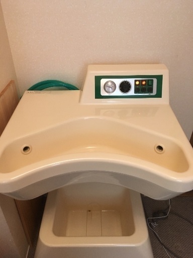 ゲルマニウム温浴器  ゲルマくん