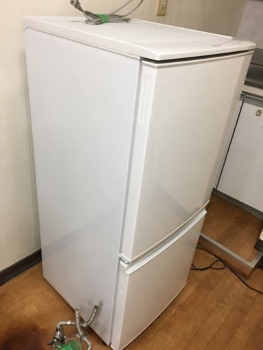 シャープ 冷蔵庫 137L 2017年製