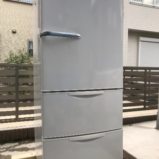 取引中。2015年製アクア冷凍冷蔵庫272L。美品。千葉県内配送無料。設置無料。