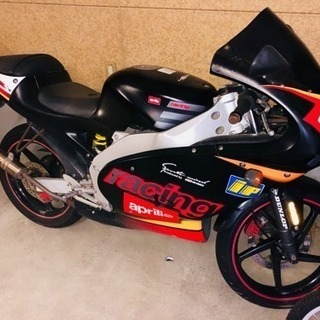 アプリリアRS50