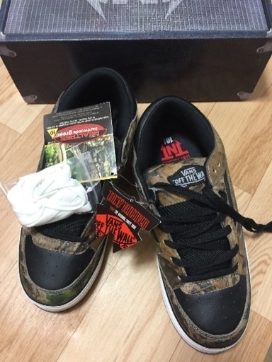 新品VANS レアUSA限定オマケ紐付 木の葉カモフラ柄TNTスニーカー28.5cm木の葉柄 スケボー向きメンズシューズ 紳士靴バンズ