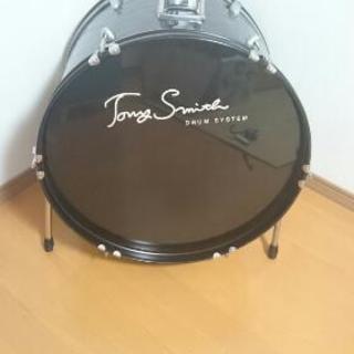 「 Tony Smith 」バスドラム 黒 打楽器  ジャンク品