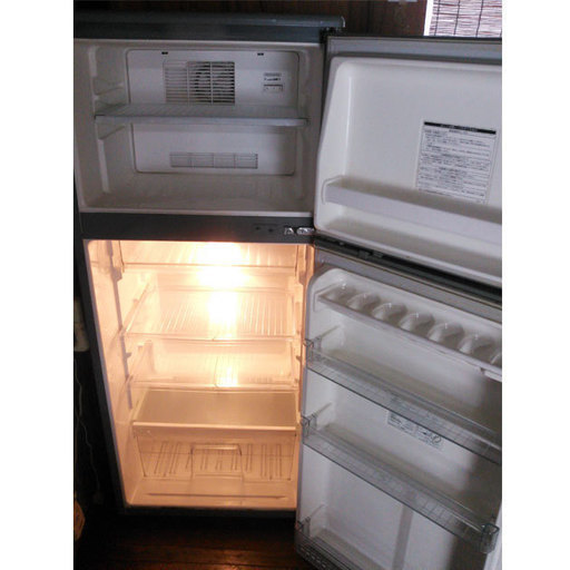 ２ドア 冷蔵庫単身1人暮らし小さい冷蔵庫 幅５３奥行５７高さ１２７ ｃｍ １５０ｌ東芝 Toshiba とまと 羽島市役所前のキッチン家電 冷蔵庫 の中古あげます 譲ります ジモティーで不用品の処分