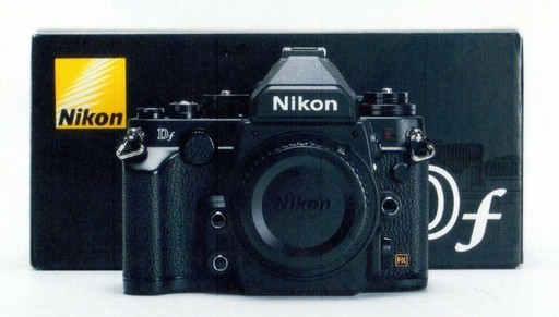 Nikonニコン Df  フルサイズデジタル一眼レフカメラ 付属品完備　美品