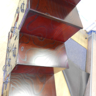 筑後民芸 階段箪笥 彩り階段 右下り チェスト 欅 ケヤキ 鍵付き 5段 桐内装 焼印入り 和家具 階段 箪笥 タンス 札幌 清田区 平岡