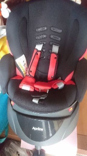 ほぼ新品！チャイルドシート
