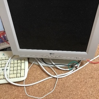 ジャンク  パソコンモニター   