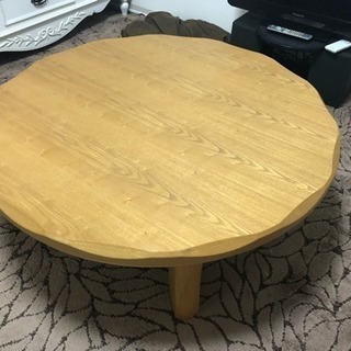丸型のこたつテーブル