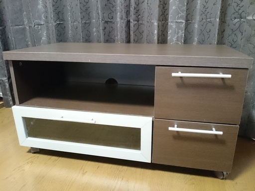 ニトリ発　テレビ台　ローボード　徐々に値下げします。