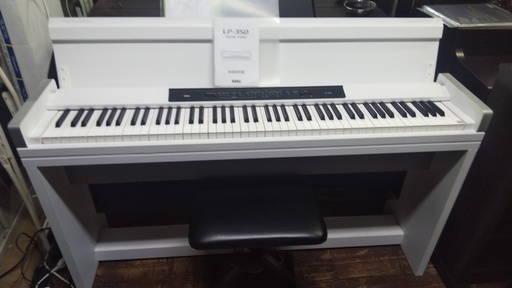 電子ピアノ　コルグ　LP-350W　2009製　配送代込み　￥35.000-　（配送エリア限定）