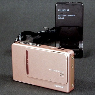 FUJIFILM デジタルカメラ FinePix Z300　ピン...