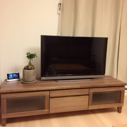 TOSHIBA  REGZA 40インチTV