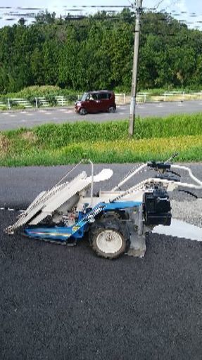 またまた、値下げします。イセキバインダー、RL35型です。エンジン1発でかかり、ます