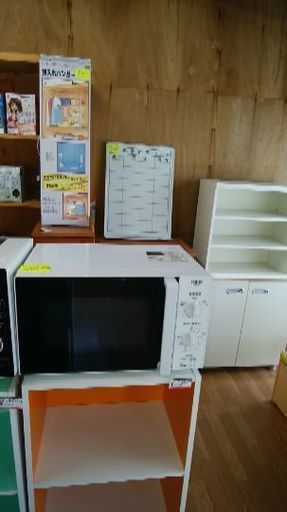 電子レンジ、レンジのみです、4000円です。中もすごくキレイなレンジです。