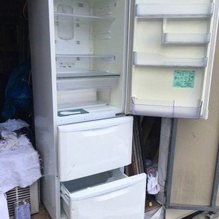 冷蔵庫（370L）三菱