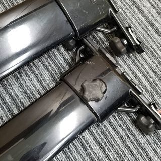 【中古】レクサスLX470純正クロスバーセット2本/黒