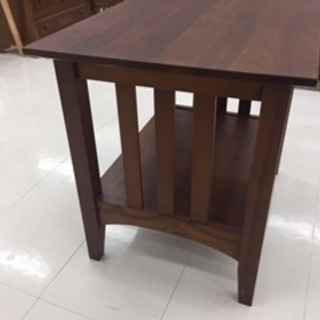 取りに来て頂ける方限定！ETHAN ALLEN（イーセンアーレン）のサイドテーブルのご紹介です！