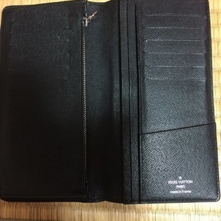 ルイヴィトン折り財布