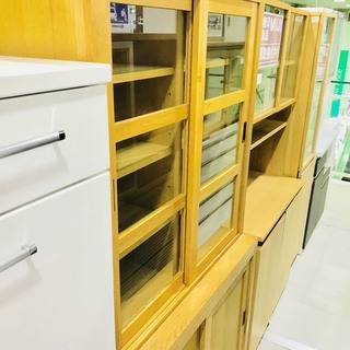 【横浜市青葉区】関家具　2枚扉（スライド式）カップボード