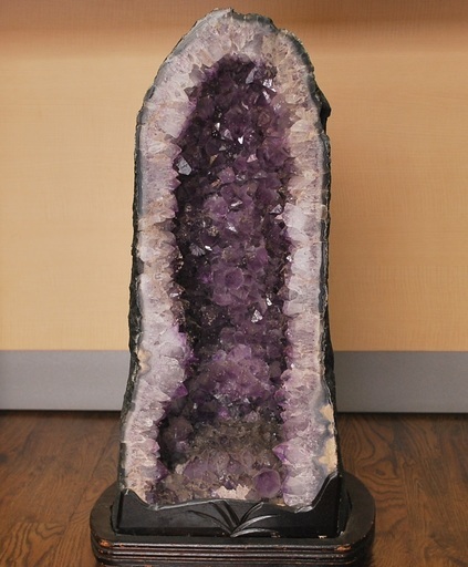 アメジスト ドーム 原石 紫水晶 34kg 高さ60cm 台付