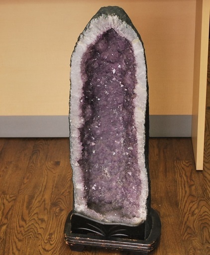 アメジスト ドーム 原石 紫水晶 26kg 高さ68cm 台付き