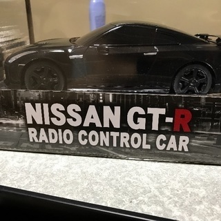 日産 GTR ラジオコントロールカー プライズ品