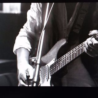 ギターを気楽に弾いてみたい方々に🎶🎸