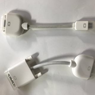 Apple アダプター２種類とおまけ （中古品）