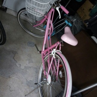 24インチ　　ピンクの自転車