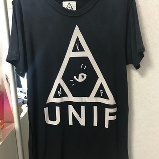 UNIF ユニセックスSサイズ Tシャツ