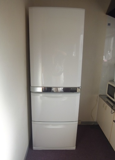 【中古品！】MITSUBISHI(MR-CU37J-W)冷蔵庫　370L　2006年製
