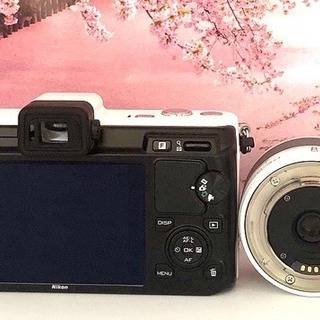 ❤️ニコン V1 レンズキット❤️ニコンの本気ミラーレス❤️人気ホワイト❤️