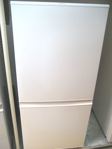 【リサイクルショップスターズ】　ＡＱＵＡ　冷蔵庫　２ドア　２０１７年製　157Ｌ！！　【鹿児島市内配達・設置OK！】