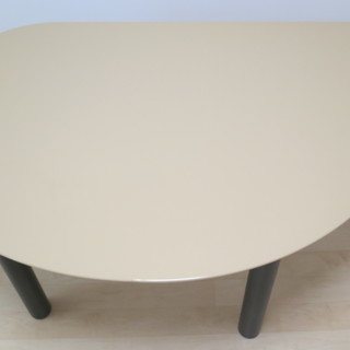 異形テーブル　大きさ 約（幅1450/奥行900/高さ690）