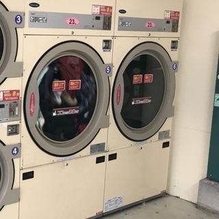 コインランドリー用　乾燥機　洗濯機