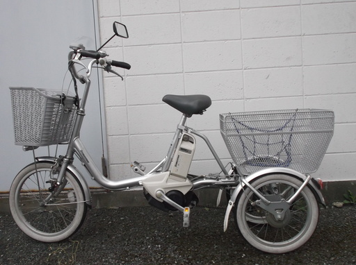 ブリヂストン　アシスタワゴン・18インチ／３段ギア／三輪車