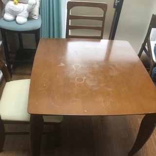 テーブル 2人用 ＋椅子付き