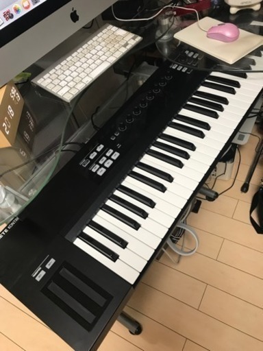 鍵盤楽器、ピアノ KOMPLETE KONTROL S61