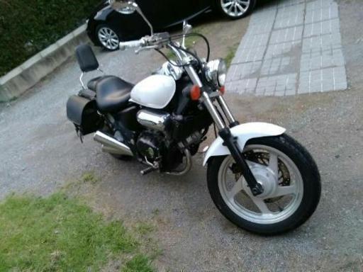 HONDA V-TWIN MAGNA ホンダ　マグナ　中型　250cc 現状　難有