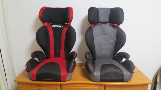 RECARO start R3　と　エールベベ サラットハイバックジュニア2